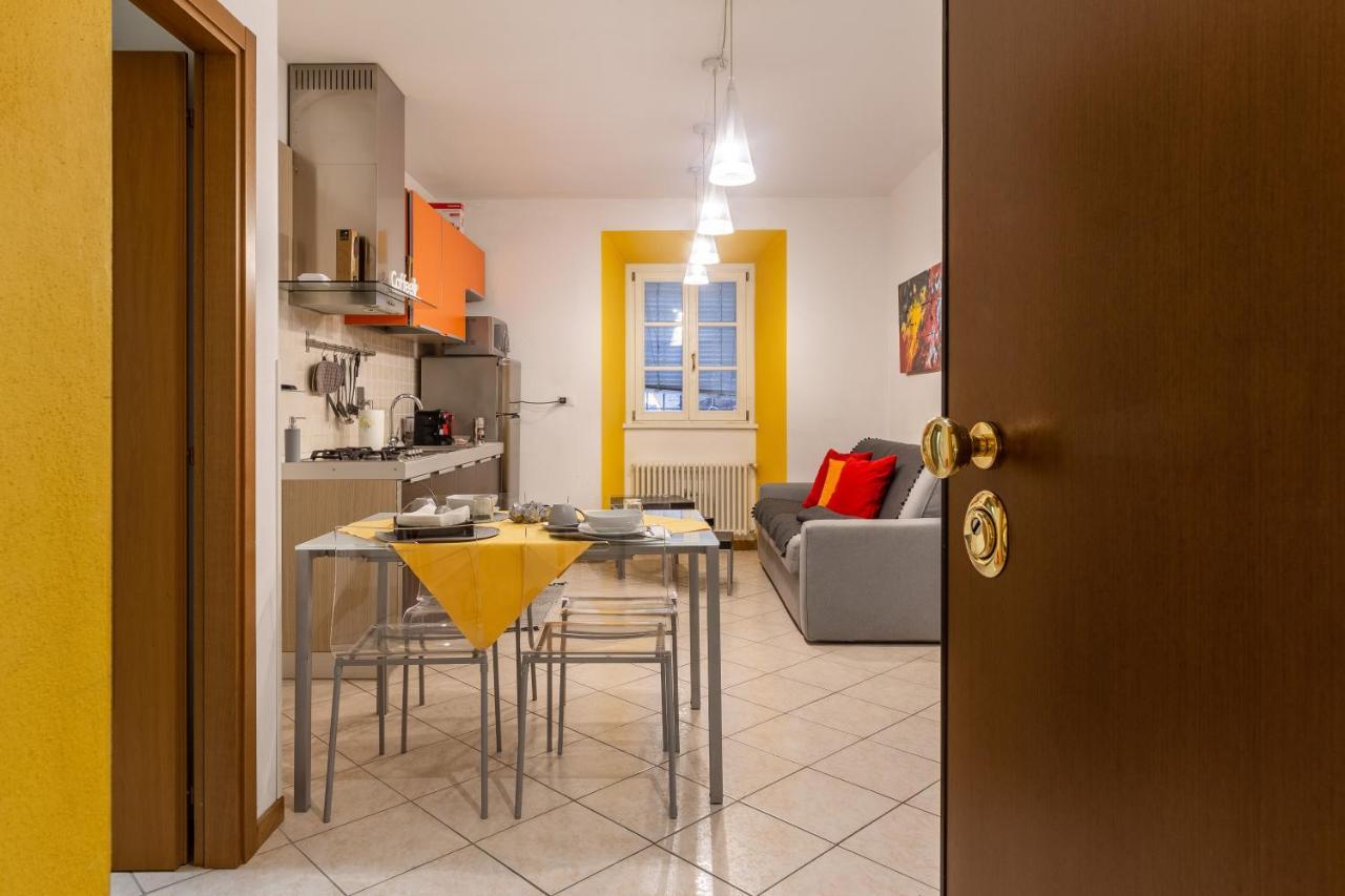 Casa Vacanze Penelope In Centro Storico Triëst Buitenkant foto